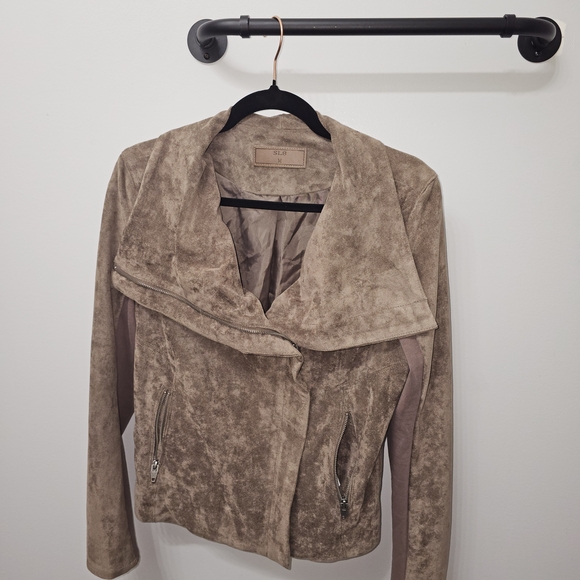 Women's Taupe Teddy Jacket - Picture 7 of 9